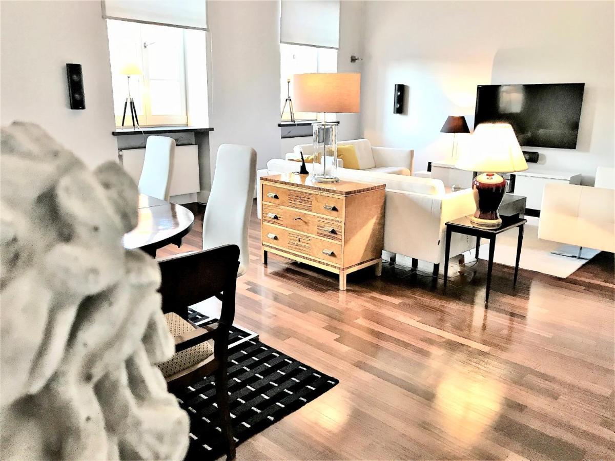Mondrian Luxury Suites & Apartments Old Town 바르샤바 외부 사진