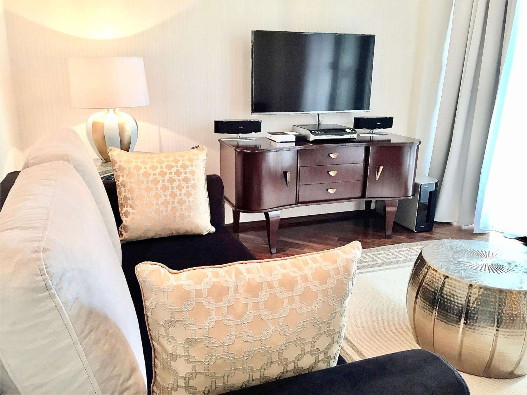 Mondrian Luxury Suites & Apartments Old Town 바르샤바 객실 사진