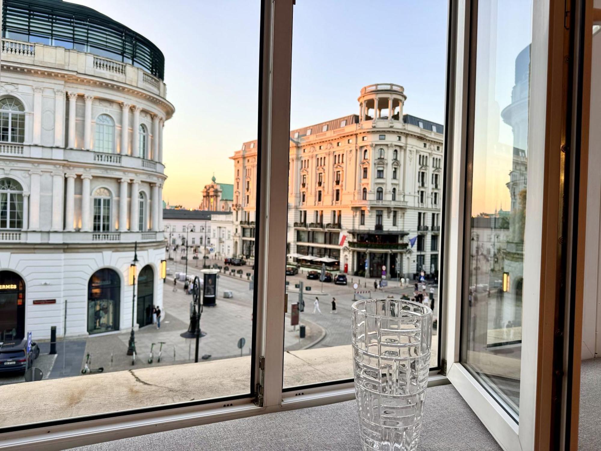 Mondrian Luxury Suites & Apartments Old Town 바르샤바 외부 사진