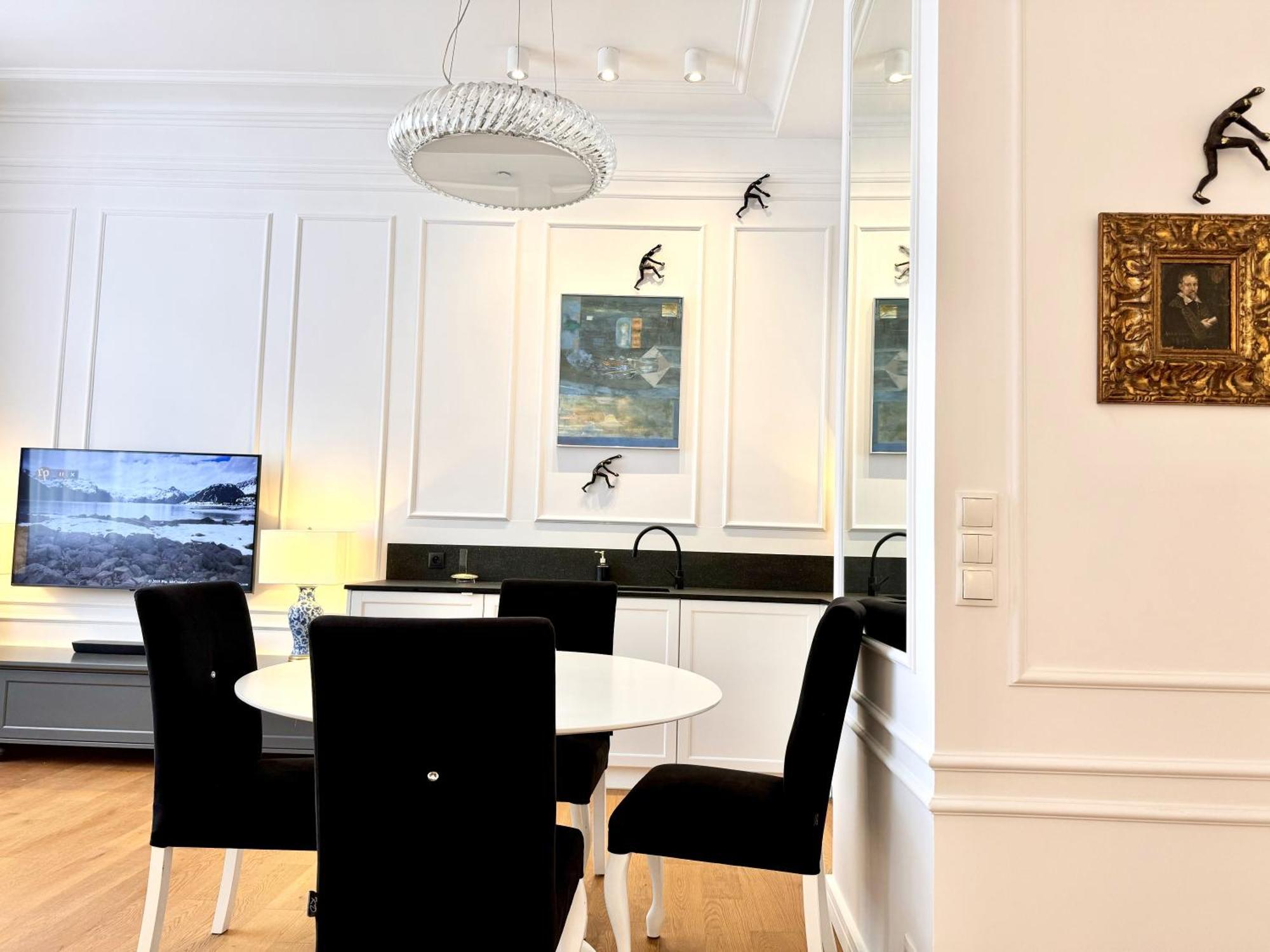 Mondrian Luxury Suites & Apartments Old Town 바르샤바 외부 사진