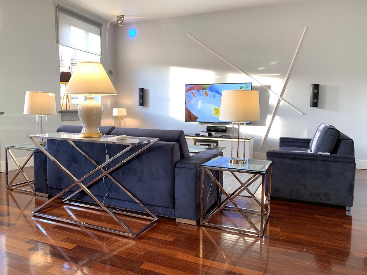 Mondrian Luxury Suites & Apartments Old Town 바르샤바 외부 사진